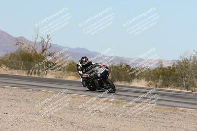 media/Dec-07-2025-CVMA (Sun) [[3e7d2de5dc]]/Race 4-Supersport Middleweight/